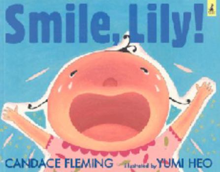 Paperback Smile Lily! Book
