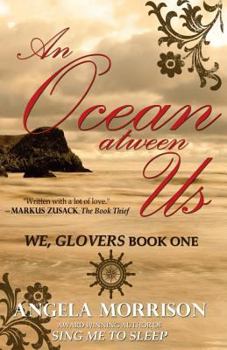 Paperback Ocean atween Us Book