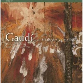 Paperback Gaudi in the Cathedral of Mallorca Book