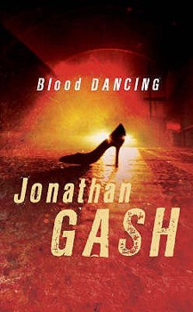 Paperback Blood Dancing. Jonathan Gash Book