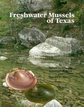 Paperback Freshwater Mussels of Texas Book