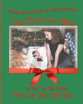 Paperback The Christmas Box: The Gift That Keeps Giving Book