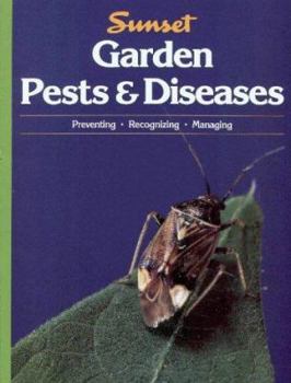 Paperback Garden Pests & Diseases Book