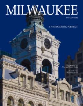 Hardcover Milwaukee, Wisconsin: A Photographic Portrait Book