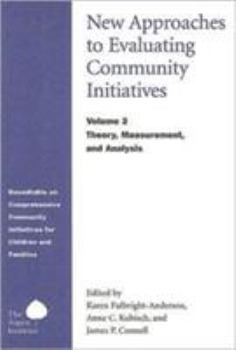 Paperback New Approaches to Evaluating Community Initiatives Book