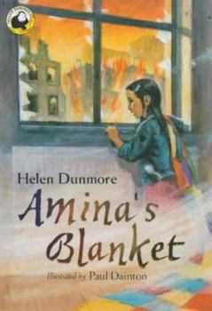 Paperback Amina's Blanket (Yellow Banana Books) Book
