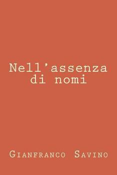 Paperback Nell'assenza di nomi [Italian] Book