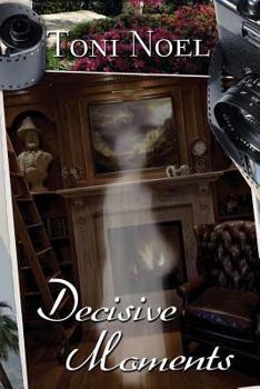 Paperback Decisive Moments Book