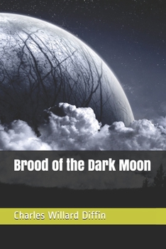 Paperback Brood of the Dark Moon Book