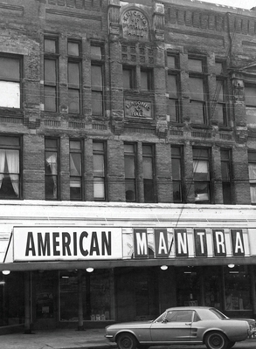 Paperback American Mantra Book