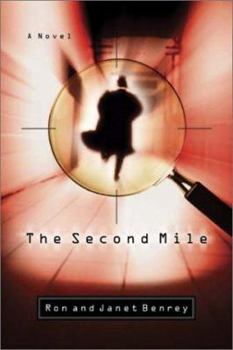 Paperback The Second Mile Book