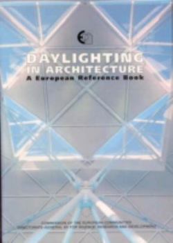 Paperback Daylighting in Architecture: A European Reference Book