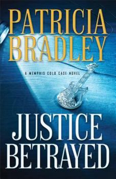 Paperback Justice Betrayed Book