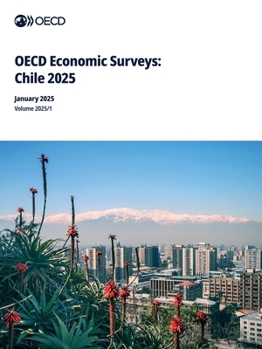 Paperback OECD Economic Surveys: Chile 2025 Book