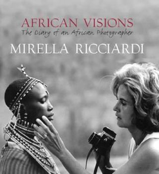 Paperback African Visions: The Diary of an African Photographer Book