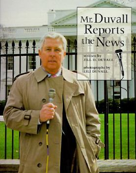 Paperback Mr. Duvall Reports the News Book