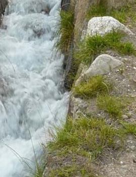 Paperback Watercourse Notebook Large Size 8.5 X 11 Ruled 150 Pages Softcover Book