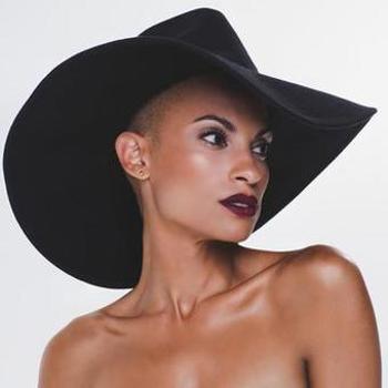 Music - CD Strong As Glass Book