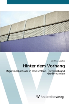 Paperback Hinter dem Vorhang [German] Book