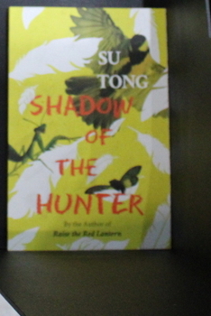 Paperback Shadow of the Hunter Book