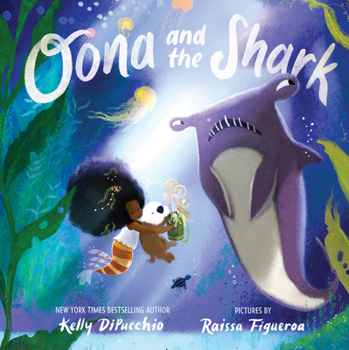 Paperback Oona and the Shark Book
