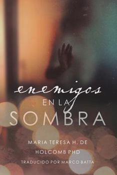 Paperback Enemigos En La Sombra [Spanish] Book
