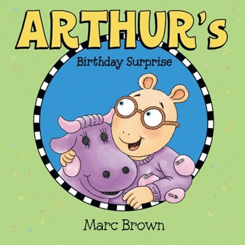 Paperback Arthur's Birthday Surprise Book