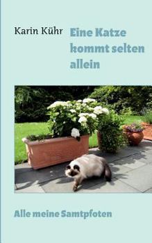 Paperback Eine Katze kommt selten allein [German] Book