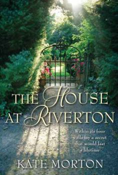 Paperback The House at Riverton Book