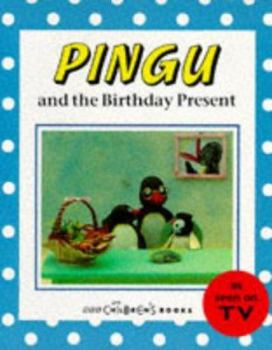 Paperback Pingu and the Birthday Present Book