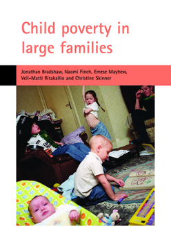 Paperback Child Poverty in Large Families Book