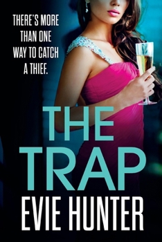 Paperback The Trap [Large Print] Book