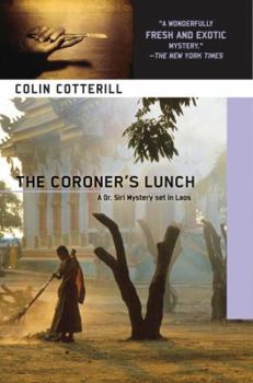 Paperback The Coroner's Lunch Book