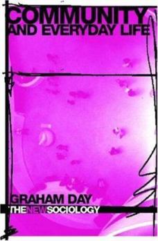 Paperback Community and Everyday Life Book