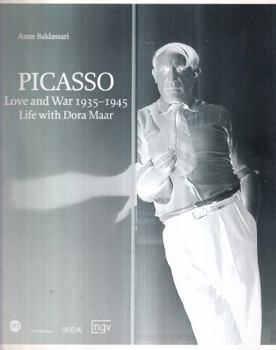 Paperback Picasso Love and War 1939-1945 : Life with Dora Maar Book