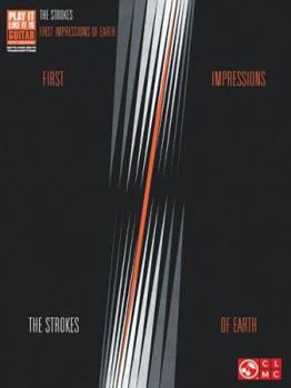 Paperback The Strokes - First Impressions of Earth Book