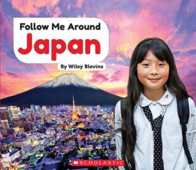 Paperback Japan (Follow Me Around) Book