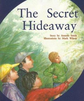Paperback The Secret Hideaway: Individual Student Edition Gold (Levels 21-22) Book