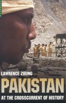 Paperback Pakistan: At the Crosscurrent of History Book