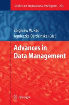 Paperback Advances in Data Management Book