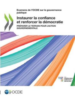 Paperback Instaurer la confiance et renforcer la démocratie [French] Book