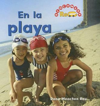 Library Binding En La Playa (at the Beach) [Spanish] Book