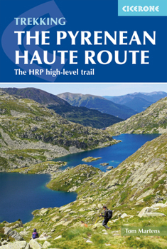 Paperback The Pyrenean Haute Route Book