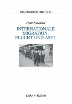 Paperback Internationale Migration. Flucht Und Asyl [German] Book
