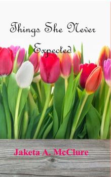 Paperback Things She Never Expected Book