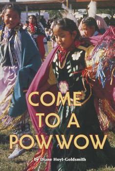 Paperback Come to a Powwow Book