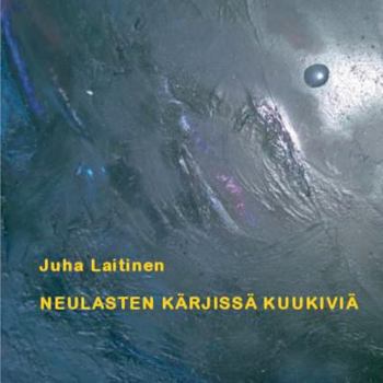 Paperback Neulasten kärjissä kuukiviä [Finnish] Book