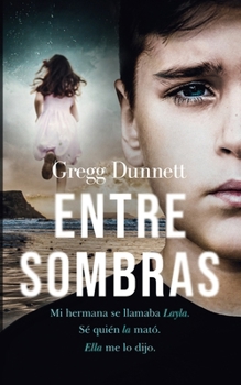 Paperback Entre Sombras [Spanish] Book