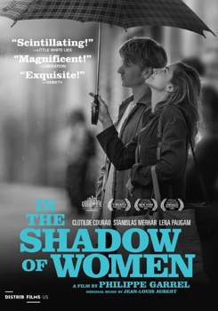 DVD In the Shadow of Women [French] Book