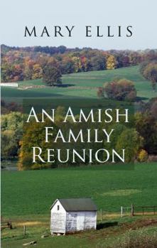 Hardcover An Amish Family Reunion [Large Print] Book